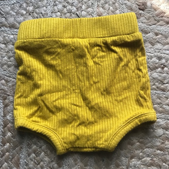 Kate Quinn bloomers - Picture 3 of 3